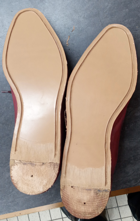semelle posé et raynure pour la couture réalisé